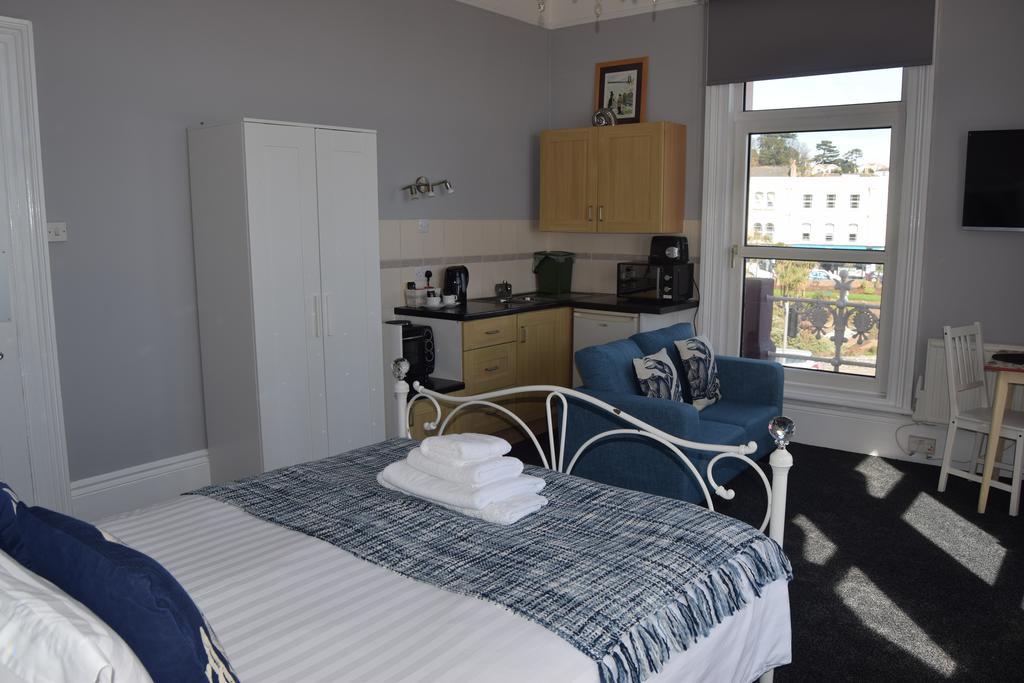 The Blenheim Bed & Breakfast Dawlish Bagian luar foto