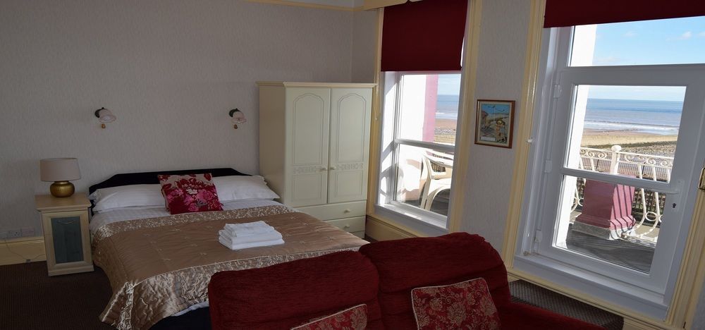 The Blenheim Bed & Breakfast Dawlish Bagian luar foto