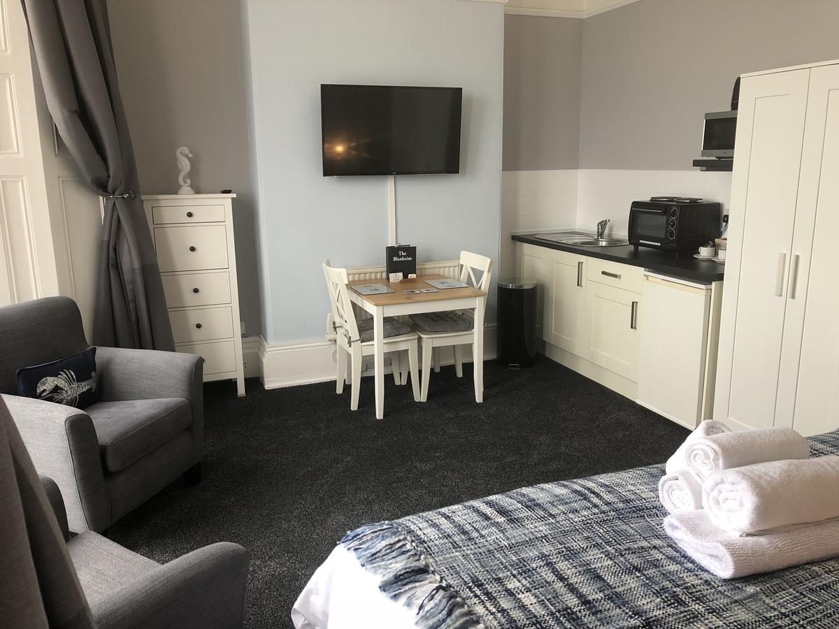 The Blenheim Bed & Breakfast Dawlish Bagian luar foto