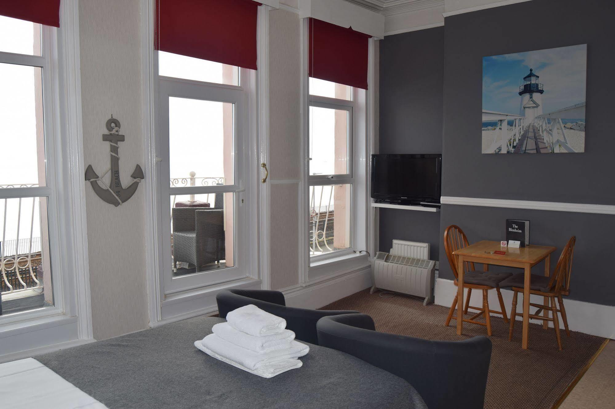 The Blenheim Bed & Breakfast Dawlish Bagian luar foto