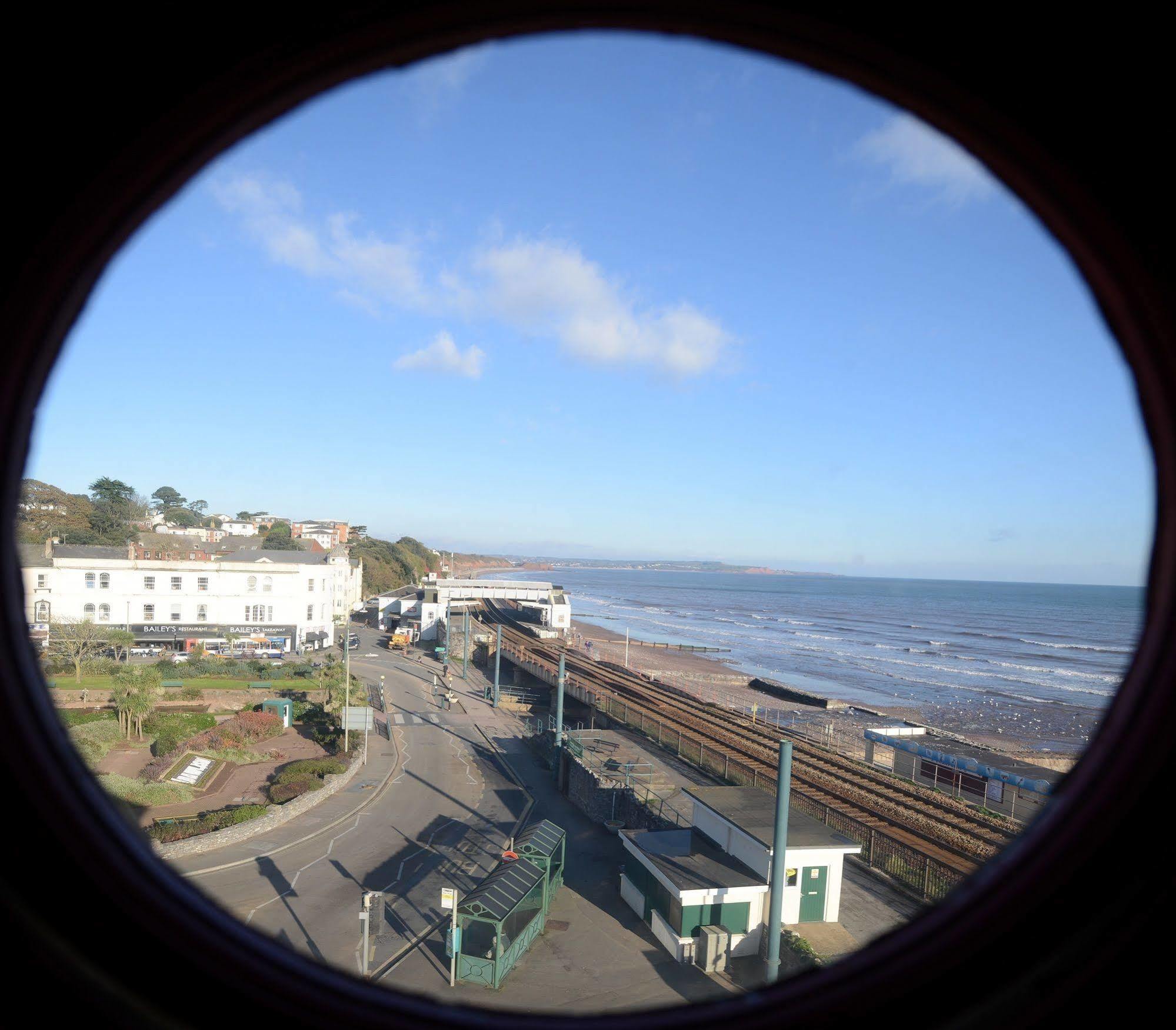 The Blenheim Bed & Breakfast Dawlish Bagian luar foto